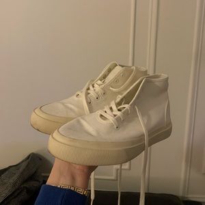 Everlane canvas high top sneaker, off white color, size 7.5 W 5.5 M